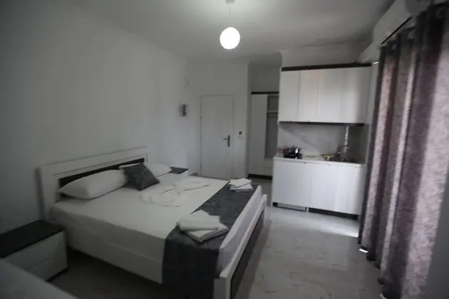 Tek Büyük Yataklı Oda, Balkon