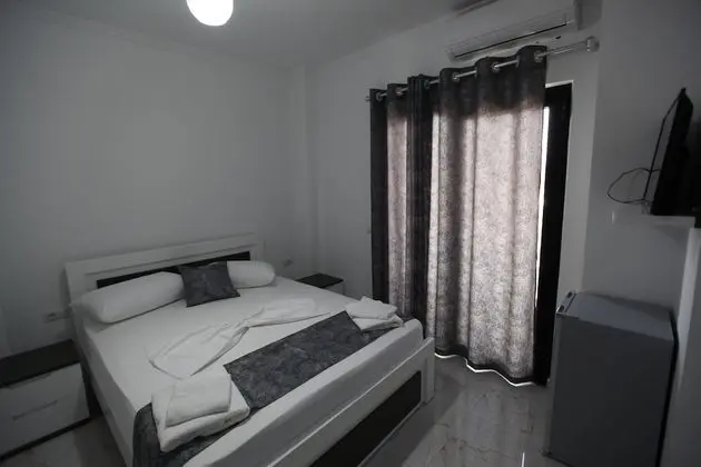 Tek Büyük Yataklı Oda, Balkon