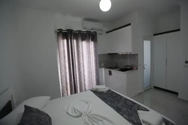 Tek Büyük Yataklı Oda, Balkon