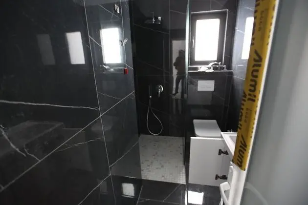 Tek Büyük Yataklı Oda, Balkon
