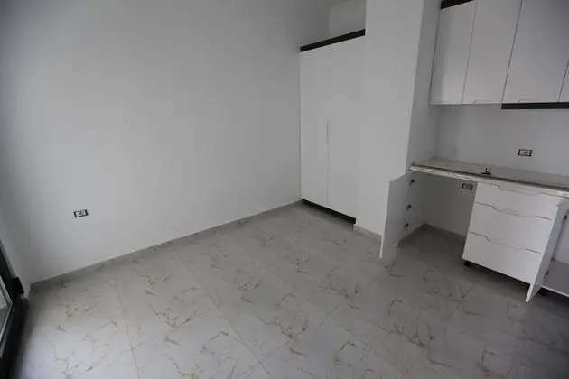 Üç Kişilik Oda, Balkon