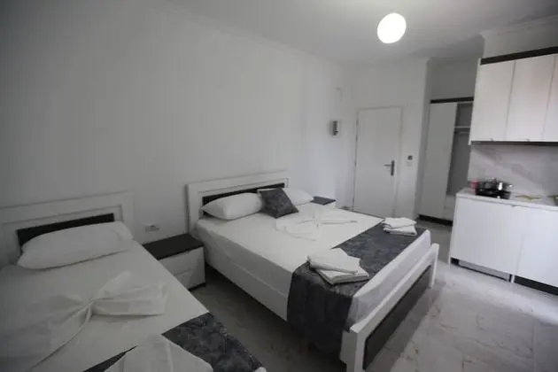 Üç Kişilik Oda, Balkon