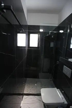 Üç Kişilik Oda, Balkon