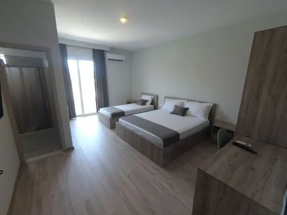 Deluxe Üç Kişilik Oda