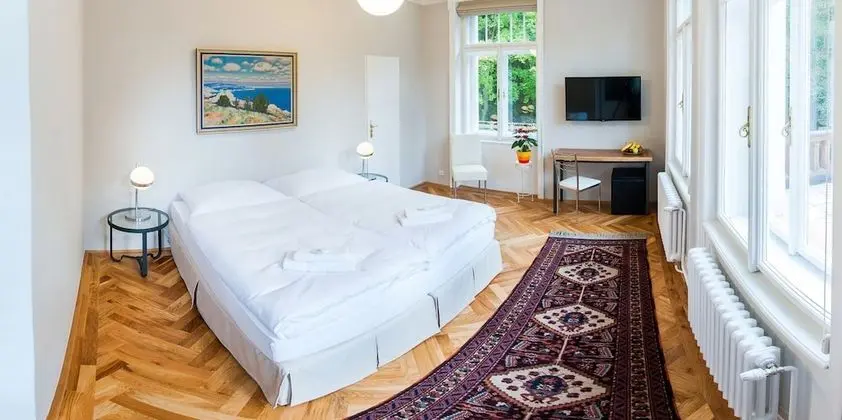 Tek Büyük veya İki Ayrı Yataklı Oda, Manzaralı (2.5)