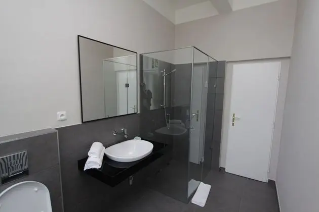 Tek Büyük veya İki Ayrı Yataklı Oda, Manzaralı (2.5)