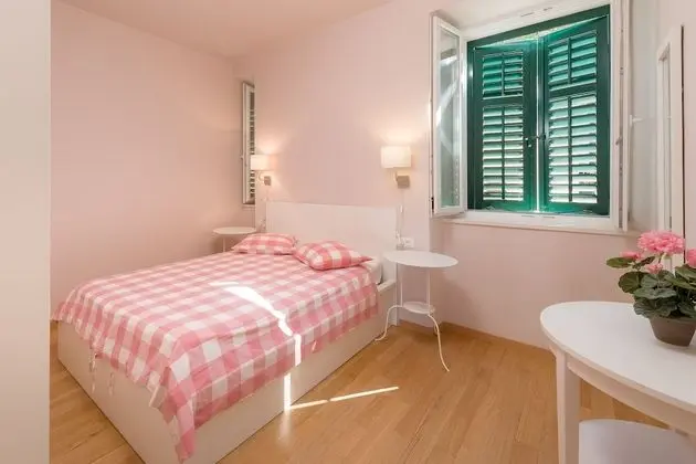 Deluxe Apart Daire