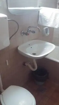 Basic İki Ayrı Yataklı Oda