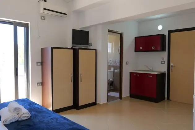 Tek Büyük Yataklı Oda, Balkon