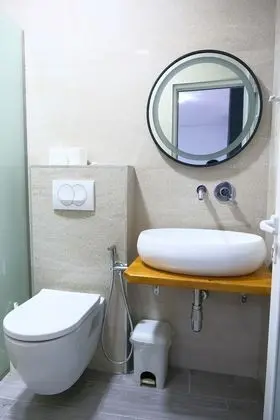 Tek Büyük Yataklı Oda, Balkon