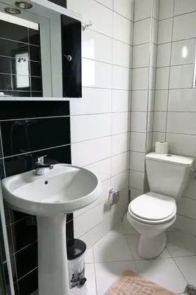 Tek Büyük Yataklı Oda, Balkon