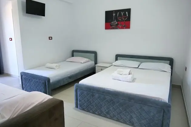 Üç Kişilik Oda, Balkon