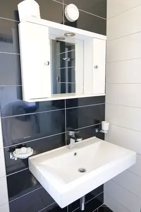 Üç Kişilik Oda, Balkon