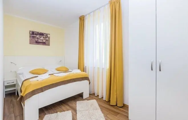 Deluxe Apart Daire (102)