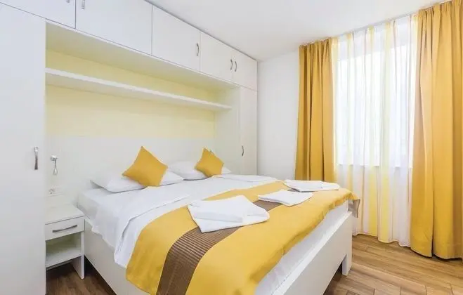 Prestige Apartment (103)