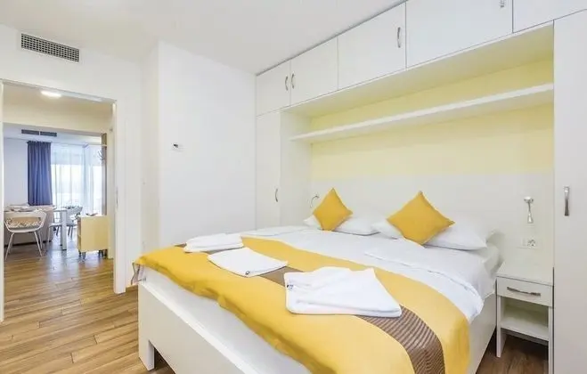 Prestige Apartment (103)