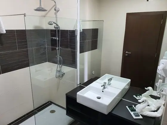 Standard Tek Büyük veya İki Ayrı Yataklı Oda