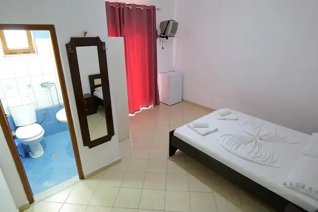 Tek Büyük Yataklı Oda