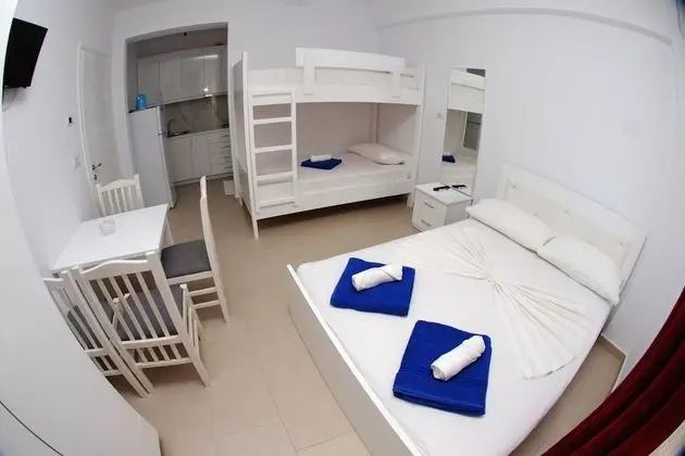 Dört Kişilik Oda, Balkon