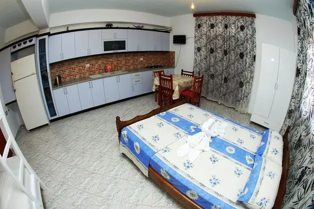 Dört Kişilik Oda, Balkon