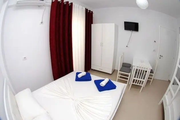 Dört Kişilik Oda, Balkon
