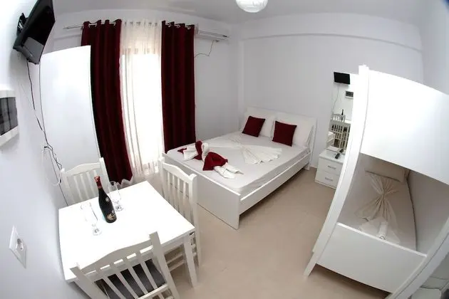 Dört Kişilik Oda, Balkon