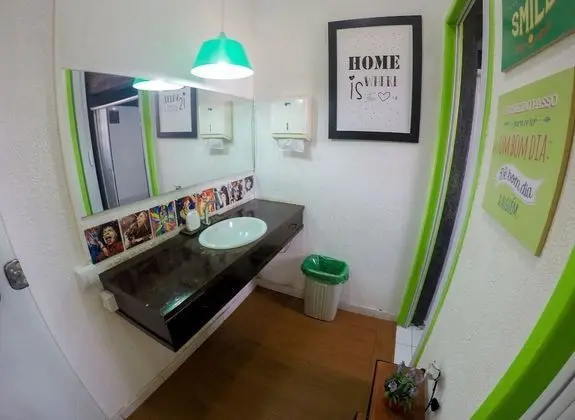 Standard Tek Büyük veya İki Ayrı Yataklı Oda, Ortak Banyo