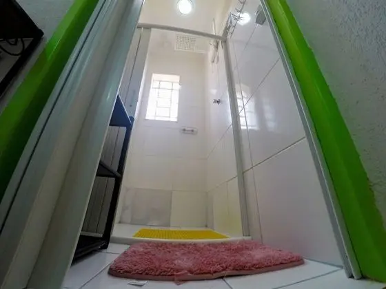 Standard Tek Büyük veya İki Ayrı Yataklı Oda, Ortak Banyo