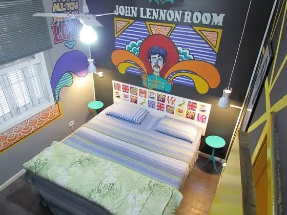 Standard Tek Büyük veya İki Ayrı Yataklı Oda, Ortak Banyo