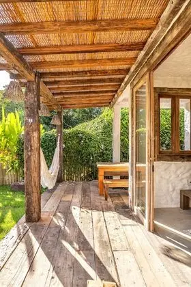 Comfort Ev, Havuz Manzaralı