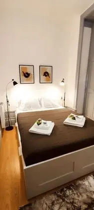 Exclusive Tek Büyük Yataklı Oda, 1 Çift Kişilik Yatak, Banyolu/Duşlu, Bahçe Manzaralı
