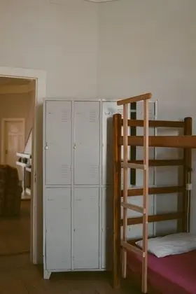 Ortak Ranzalı Oda, Karma Ranzalı Oda