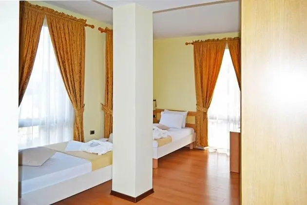 İki Ayrı Yataklı Oda, 2 Tek Kişilik Yatak, Sigara İçilmez