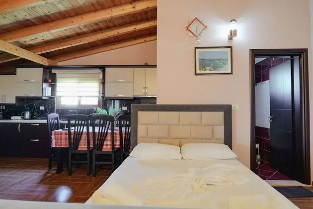 Çatı Katı Süiti (Penthouse)