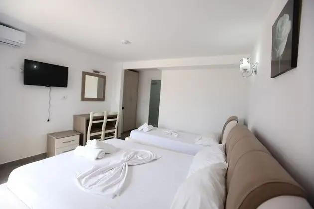 Üç Kişilik Oda, Balkon