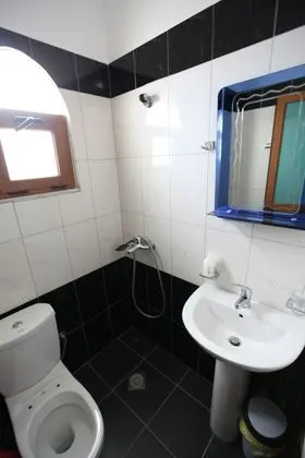 Üç Kişilik Oda, Balkon