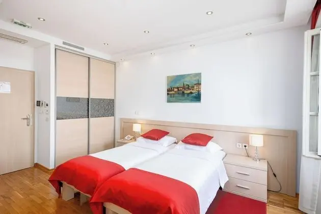 Standard Tek Büyük Yataklı Oda, Şehir Manzaralı