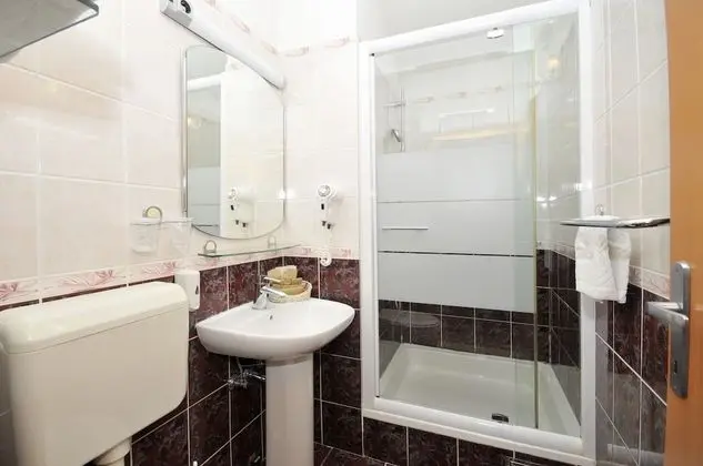 Standard Tek Büyük Yataklı Oda, Şehir Manzaralı