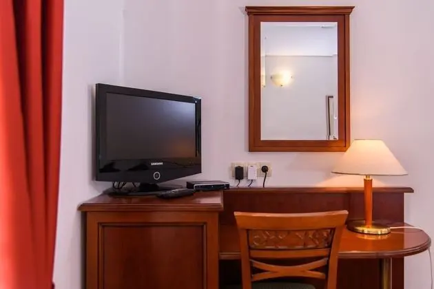 Superior Tek Büyük Yataklı Oda, Şehir Manzaralı