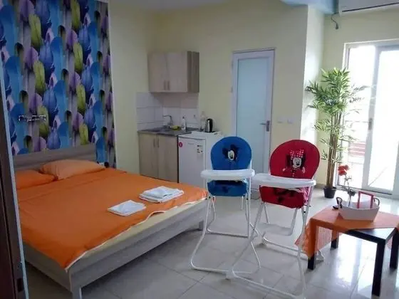 Stüdyo, Göl Manzaralı