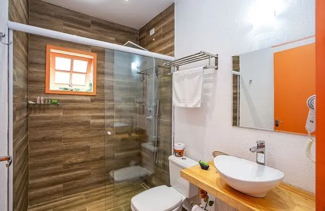 Apartamento com ducha de hidro