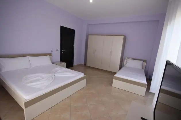 Apart Daire, Zemin Kat