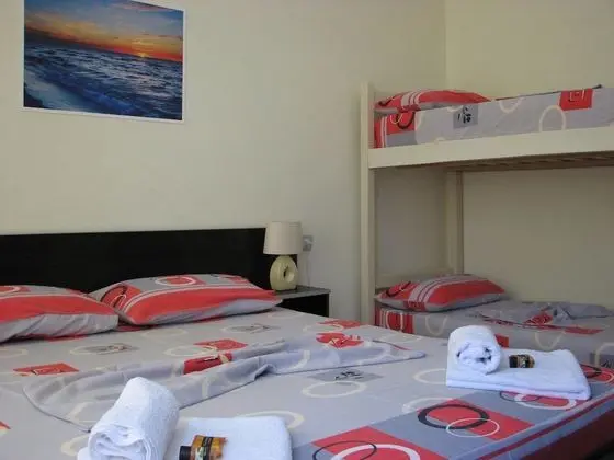 Apart Daire, 1 Yatak Odası, Balkon, Bahçe Manzaralı