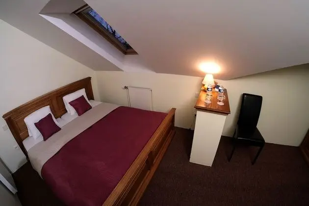 Basic Tek Büyük veya İki Ayrı Yataklı Oda, Buzdolabı, Şehir Manzaralı