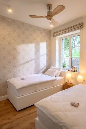 Luxury Apart Daire, Bahçe Manzaralı