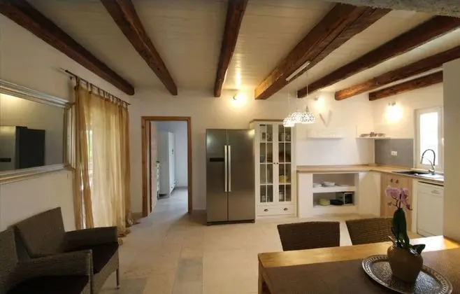 Villa, 4 Yatak Odası, Şömine