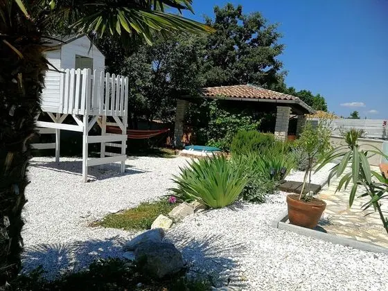 Villa, 4 Yatak Odası, Şömine