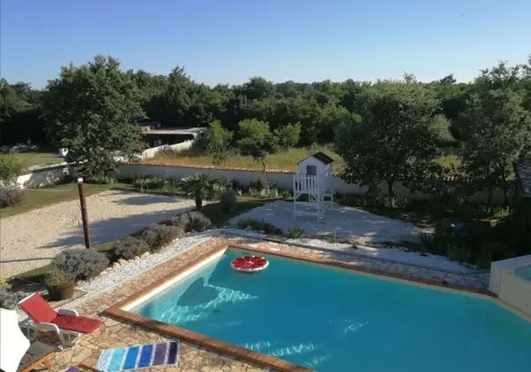 Villa, 4 Yatak Odası, Şömine