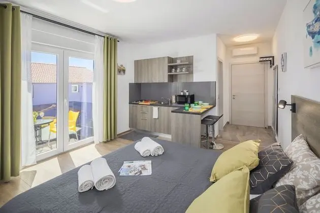 Superior Stüdyo Süit