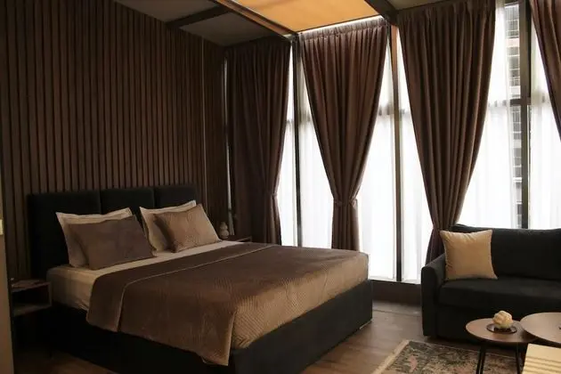 Deluxe Tek Büyük Yataklı Oda
